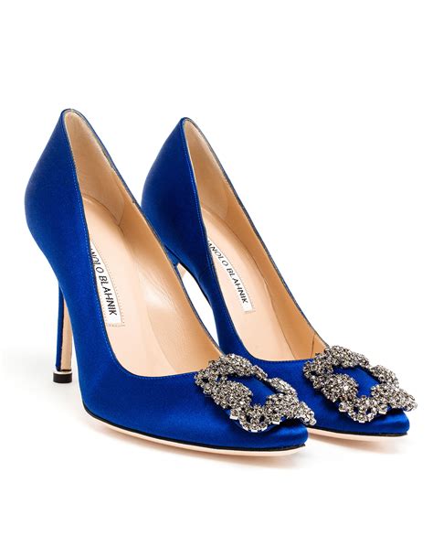 manolo blahnik hangisi price